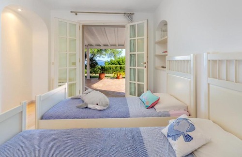 Capriccioli Villa | Villa Sergio Porto