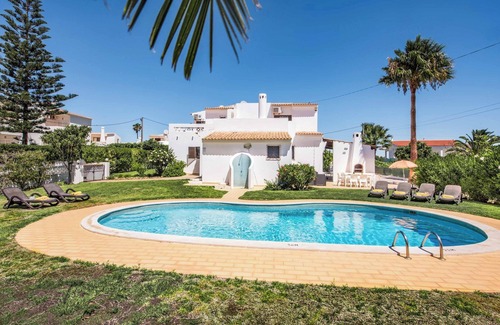 Sesmarias Villa | Villa Severino - Four Bedroom Villa, Sleeps 6