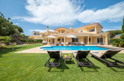 Quarteira Villa | VILLA SIBLING 2