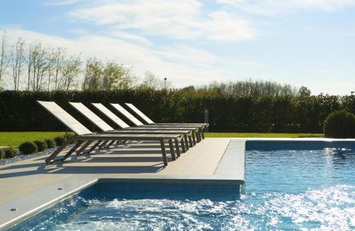 Kastelir-Labinci Villa | Villa Silvia for 10 people with infinity pool and large playground