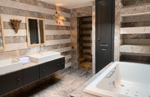 Tassoultante Hotel | Villa Singulière By Louhou Collection