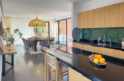 Tassoultante Villa | Villa Sissi, PRIVATE VILLA - 4 bedrooms/4 bathrooms - Heated swimming pool - Breakfast & Housekeeper included - Parki