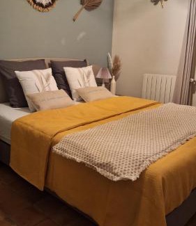 Le Thoronet Bed & Breakfast | Villa Sisyphe chambre d'hôtes "la Mariette"