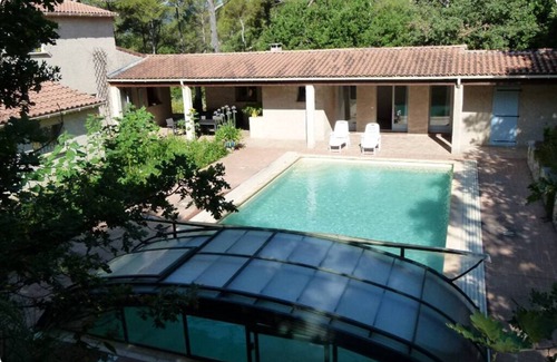La Roquebrussanne House | Villa, sleeps 10, Swimming pool 12x5, Sauna, 4500m² of land - Absolute Calm