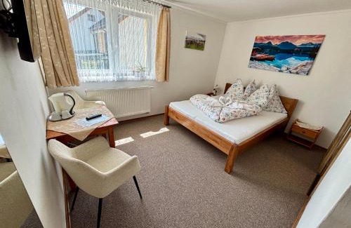 Nova Lesna House | Villa Slnecnica