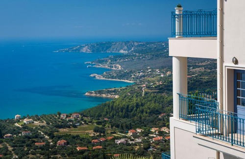 Mousata Villa | Villa Smaragda