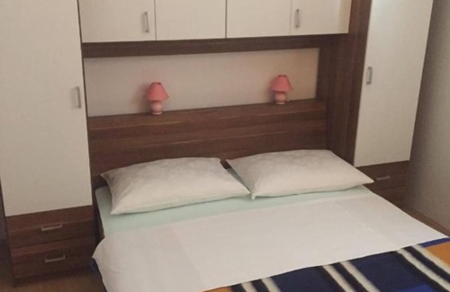 Grebastica Bed & Breakfast | Villa Sofija, Bed and Breakfast 300 Meter zum Strand mit Eigenem Parkplatz