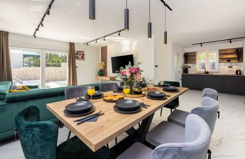 Baska Villa | Villa Soleil by the seaside with private pool