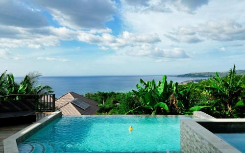 Reading House | Villa Soleil Levant