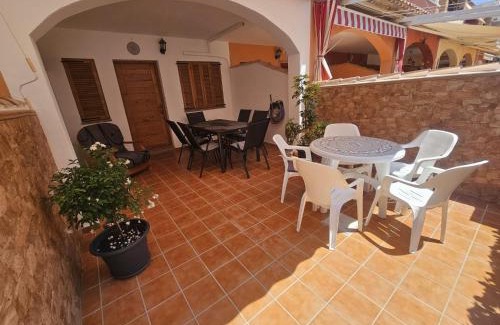 Los Alcazares Ski Chalet | Villa Solmar
