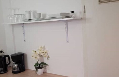 Hitdorf Apartment | Villa Souterrain, W-lan, Büro