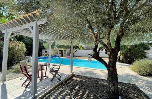 Saint-Sulpice-de-Royan Villa | Villa spacieuse à Saint-Sulpice-de-Royan avec piscine privée