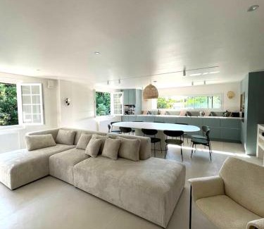 Saint-Sulpice-de-Royan Villa | Villa spacieuse à Saint-Sulpice-de-Royan avec piscine privée