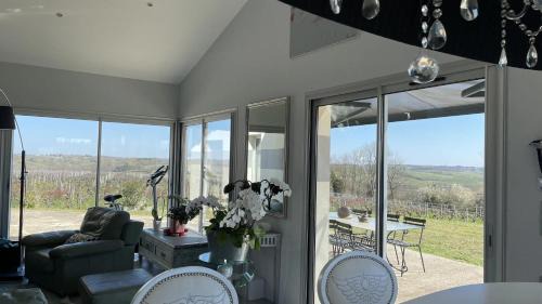 Sainte-Croix-Du-Mont Villa | Villa spacieuse avec piscine au milieu des vignes