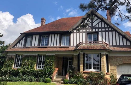 Dieppe House | Villa spacieuse à Dieppe, 3 chambres, 3 salle de bains, jardin fleuri