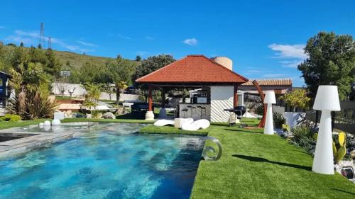 Notre-Dame-Limite Villa | Villa spacieuse avec piscine à Marseille, 300 m², 13 pers