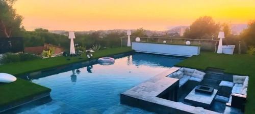 Notre-Dame-Limite Villa | Villa spacieuse avec piscine à Marseille, 300 m², 13 pers