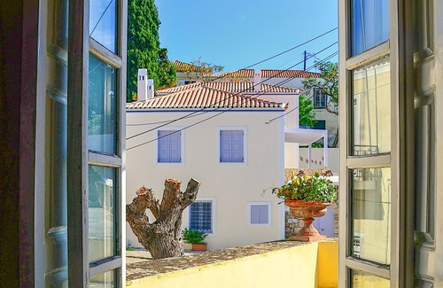 Spetses Villa | Villa Spetses 4BR downtown near beach by JJ Hospitality-