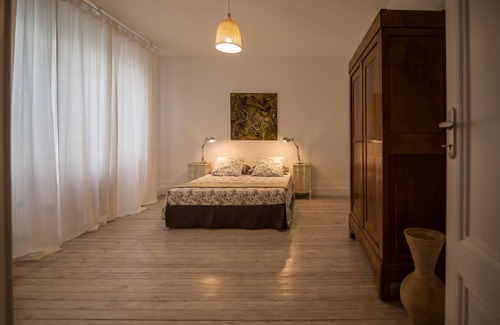 Blaye House | Villa St Simon
