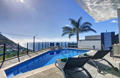 Arco da Calheta Villa | Villa Stella by LovelyStay