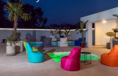 Petaloudes Villa | Villa Stergos