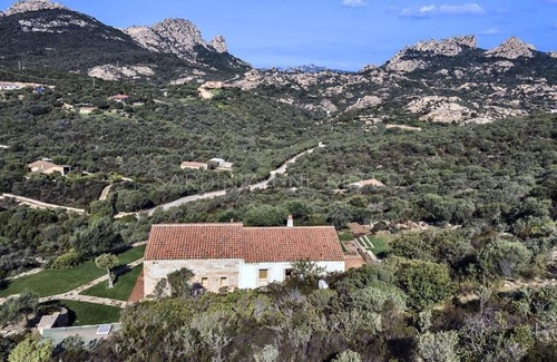 Cugnana Verde Villa | Villa Stone Queen in Costa Smeralda with Jacuzzi- SARDINIA UNLIMITED