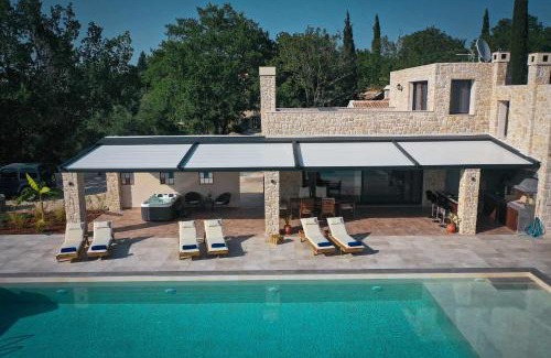 Corfu Villa | Villa Stratos Corfu -private pool and hot tub
