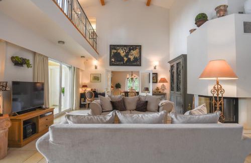 Lorgues Bed & Breakfast | Villa SULIS