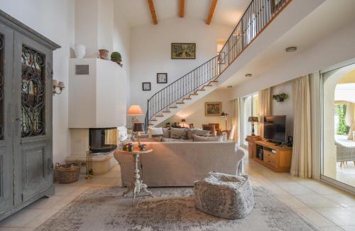 Lorgues Bed & Breakfast | Villa SULIS
