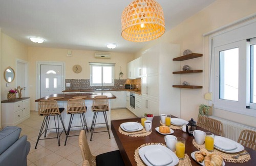 Exopoli Villa | Villa Summer TIme - Sea View - Jacuzzi - Private pool