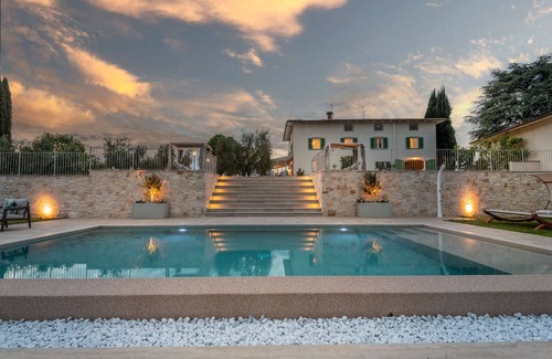Macchino Villa | Villa Sunkiss: Luxury Farmhouse with Tuscan Flair at I Masi Winery