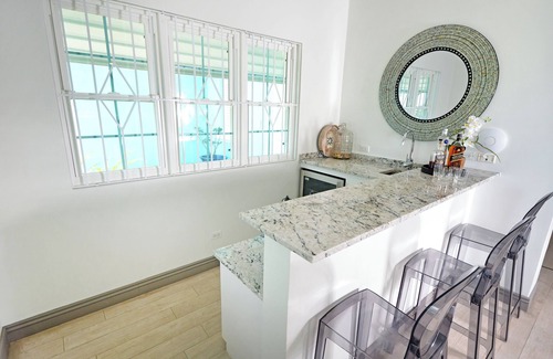 Saint Lawrence Villa | Villa Sunkissed on the beach