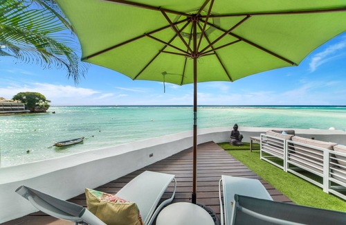 Saint Lawrence Villa | Villa Sunkissed on the beach