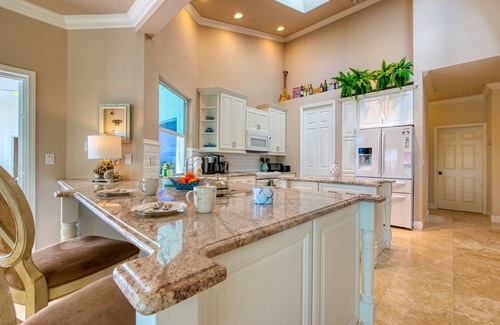 Pelican Villa | VILLA SUNNY LEMON – HEATED POOL & SPA | GULF ACCESS | BOAT RENTAL + TOURS VOUCHER INCL.