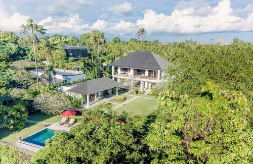 Pererenan Villa | Villa Sunset Breeze