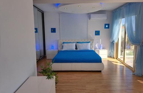 Mazotos Villa | Villa Sunshine