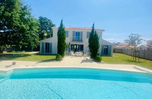 Coex Villa | Villa sur Golf 4 Chambres et Piscine Domaine Sécurisé