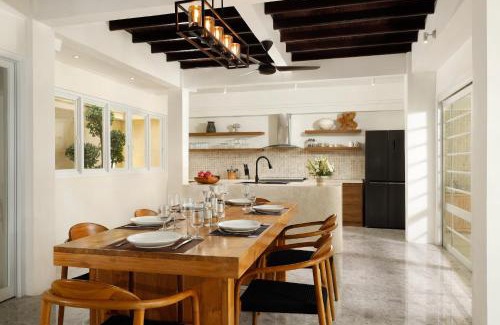 Sunset Road Villa | Villa Swarna by Nakula