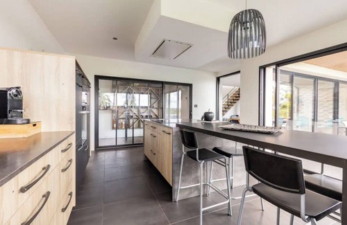 Seiches-sur-le-Loir Villa | Villa Sweet Home & Spa Charm Calm Conviviality a True Haven of Peace