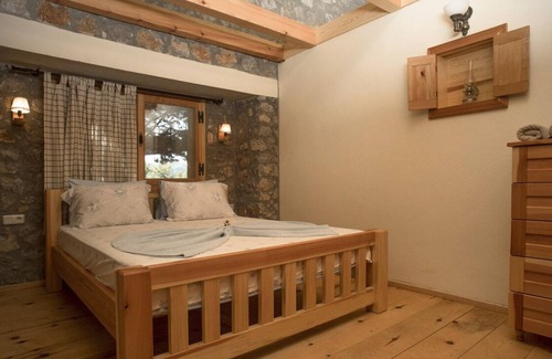 Avlana Villa | Villa Syrna - Two Bedroom Villa, Sleeps 4