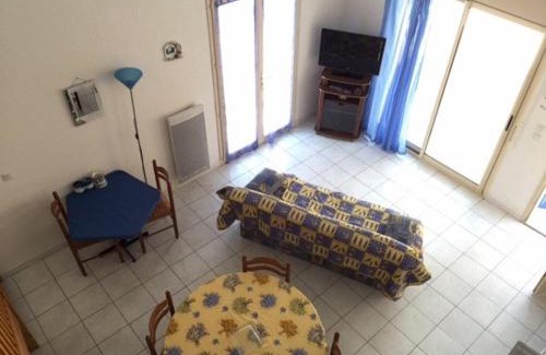 Leucate Villa | Villa T3 avec Terrasse, 6 Couchages, Proche Port Leucate - FR-1-81-111