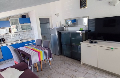 Okrug Gornji House | Villa Tanja - ATTRACTIVE HOUSE on the sea, with pool and SPA pool, for 10 guests