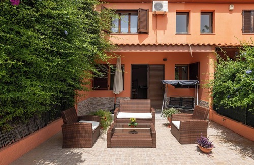 Pula Villa | Villa 'Tara House' with Private Terrace, Wi-Fi and Air Conditioning