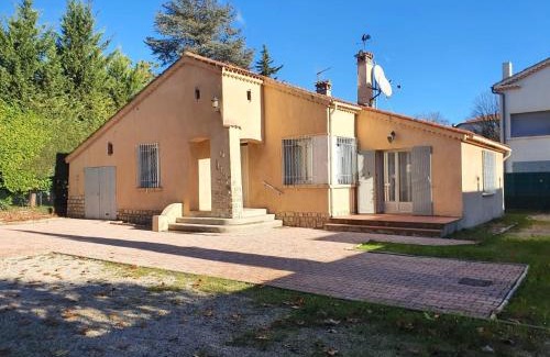 Couronne Urbaine Villa | Villa Tassigny
