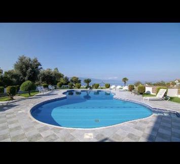 Thermo Villa | Villa Tata
