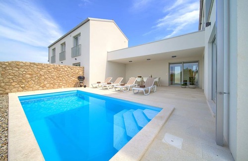 Dobrinj Villa | Villa Terra with heated swimming pool