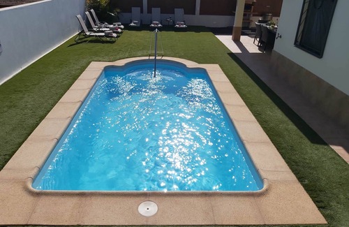 Caleta de Fuste Ski Chalet | Villa Thais with private heated pool in Caleta de Fuste.