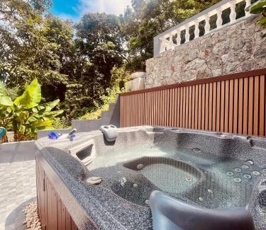 Nong Chaeng Villa | Villa Thaissia