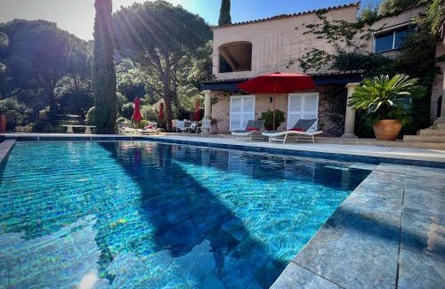 Le Lavandou Bed & Breakfast | Villa Thalassa Art' B&B