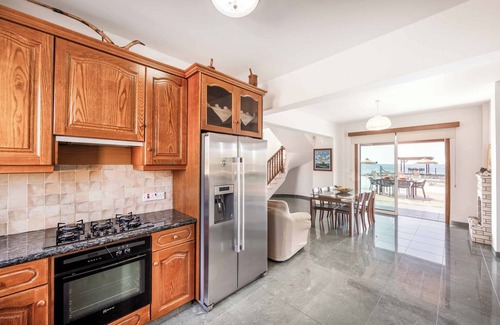 Argaka Villa | Villa Thalassa - Three Bedroom Villa, Sleeps 6
